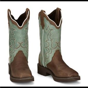 The Justin Women's Raya Cowhide Gypsy Boots.